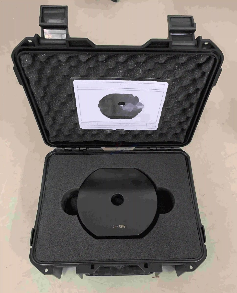 Tool for removal of bearing cups from the inner and outer wheel halves — P/N 114-1089 — image 1