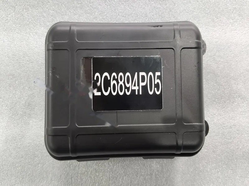 Spare pry tip for 2c6894g04 — P/N 2C6894P05 — image 1