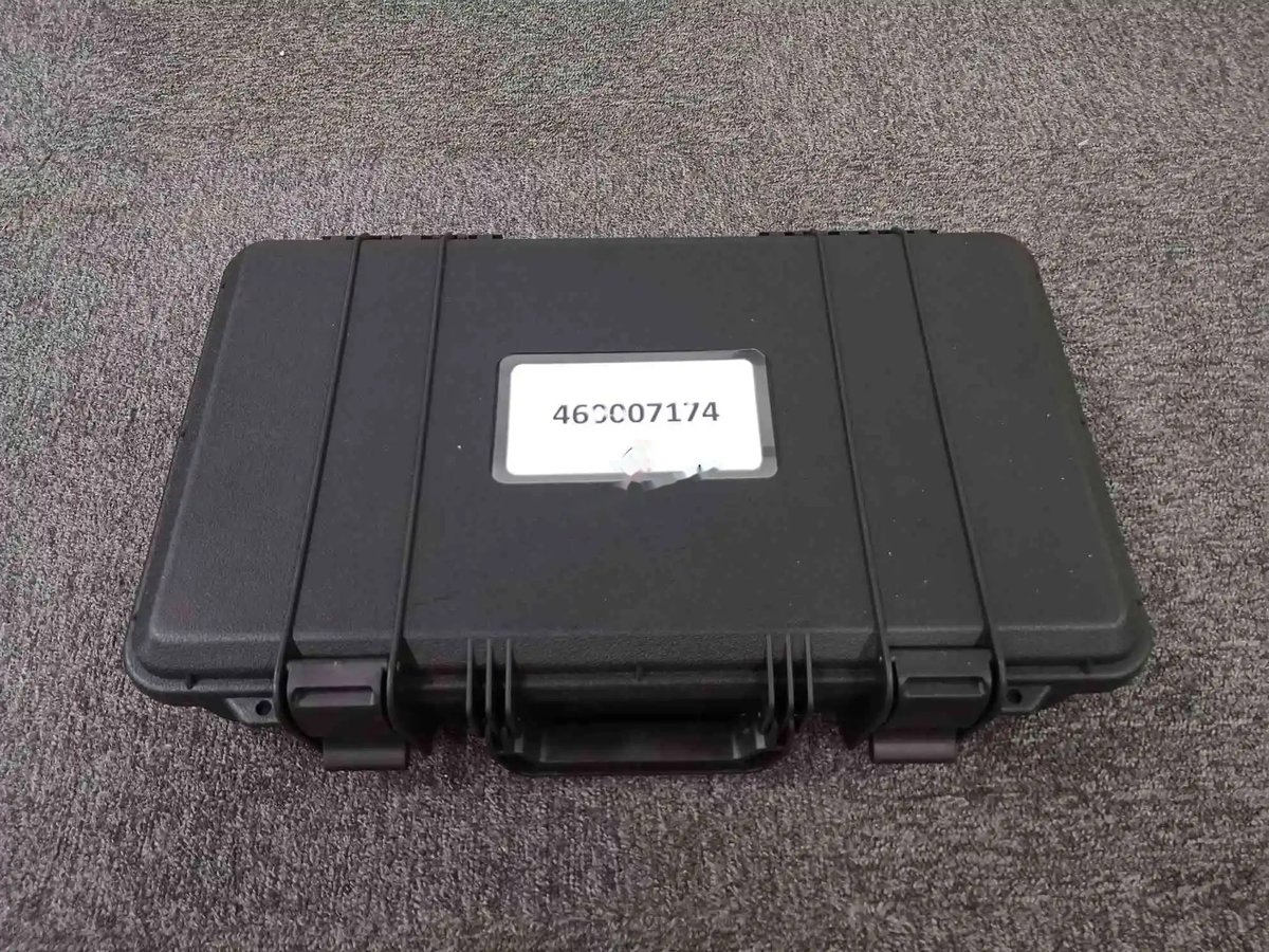 Used to lock the mlg in the down position — P/N 460007174 — image 1