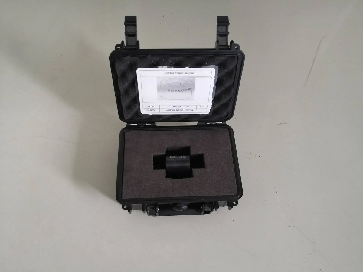 Adator torque reactor adaptor-torque reactor — P/N 460007242 — image 1