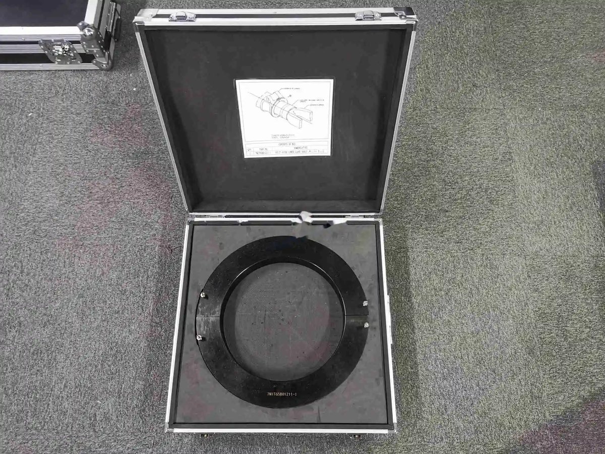 Split guide - lower gland seals, wing landing gear and body landing gear — P/N 7MIT65B01211-1 — image 1