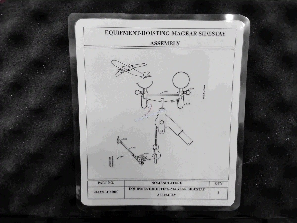 Equipment-hoisting-magear sidestay assembly — P/N 98A32104158000 — image 1