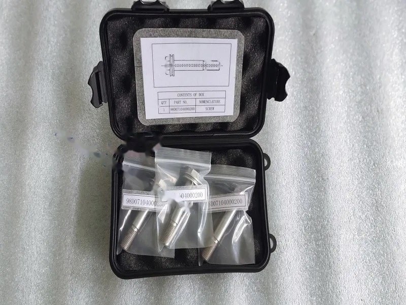 Wingjackadapter mount bolt assy — P/N 98D07104000200 — image 1
