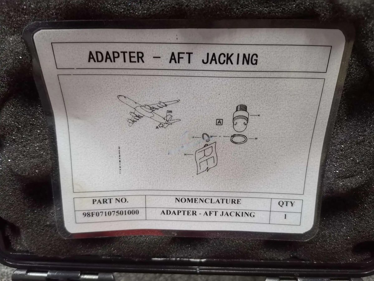 Adapter - aft jacking — P/N 98F07107501000 — image 1