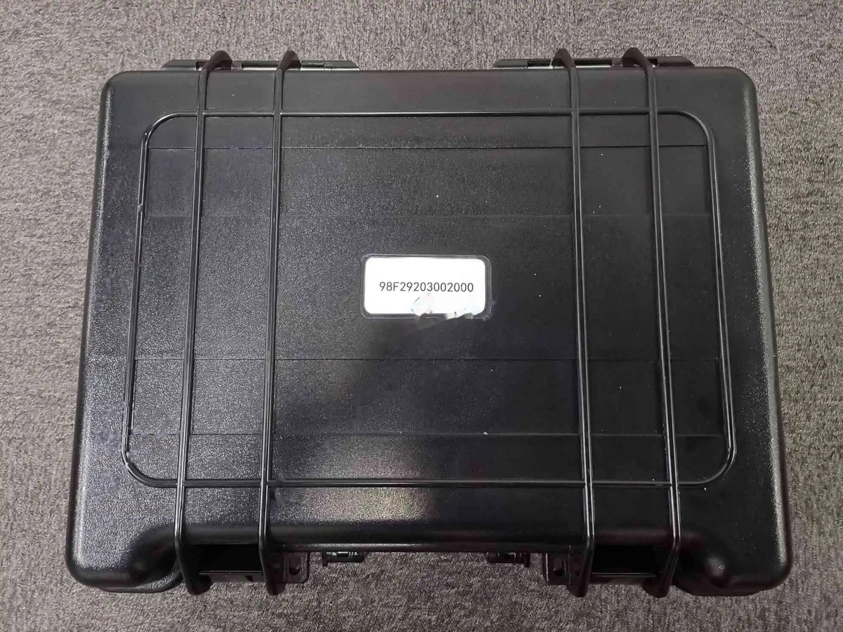 This tool is used to drain the hydraulic reservoirs — P/N 98F29203002000 — image 1