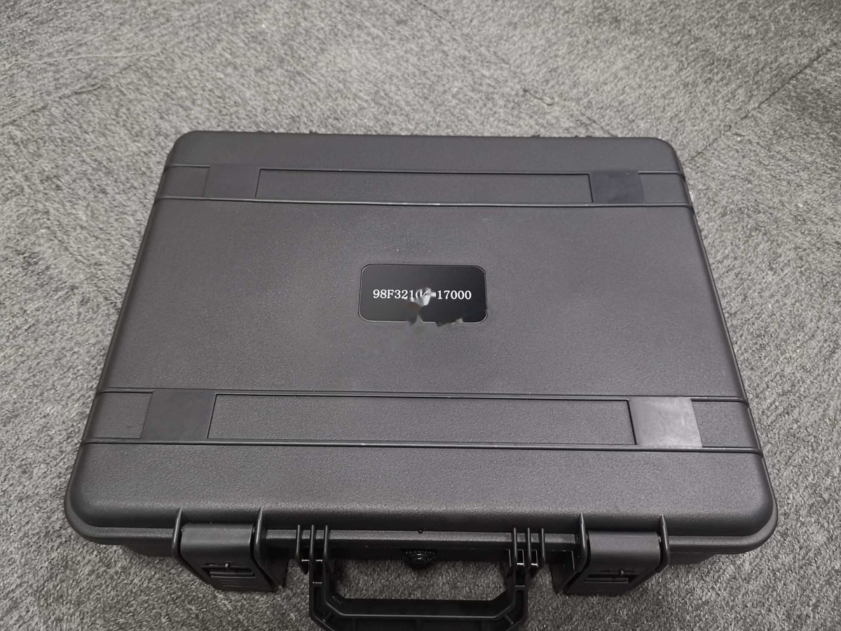 R/i tool-eccentric pin — P/N 98F32104017000 — image 1