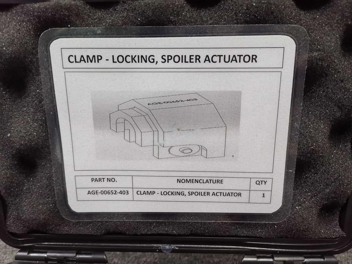 Clamp - locking, spoiler actuator — P/N AGE-00652-403 — image 1