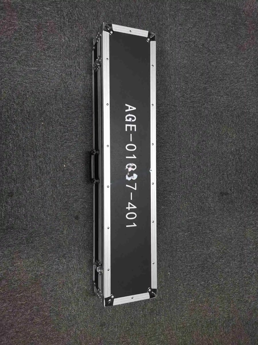 Rod - retaining, door — P/N AGE-01037-401 — image 1