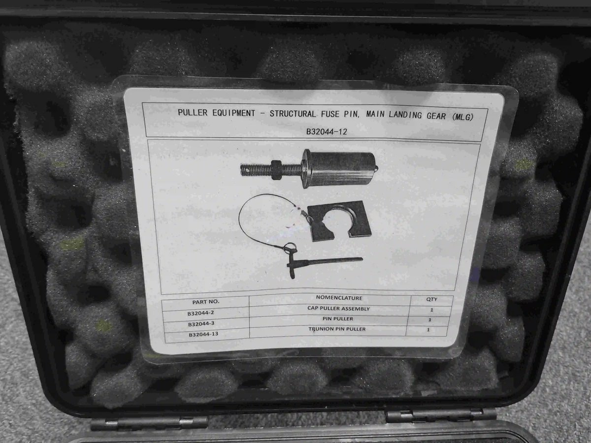 Puller equipment - structural fuse pin, main landing gear (mlg) — P/N B32044-12 — image 1
