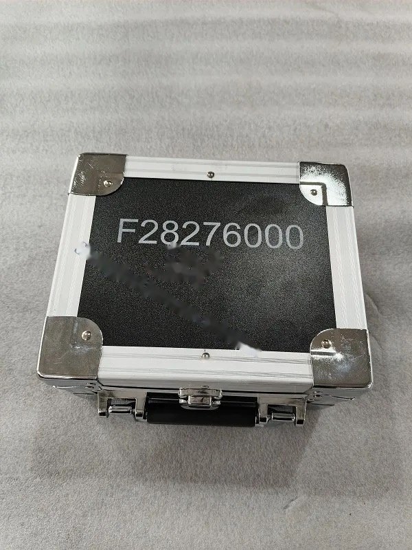 A paten — P/N F28276000 — image 1