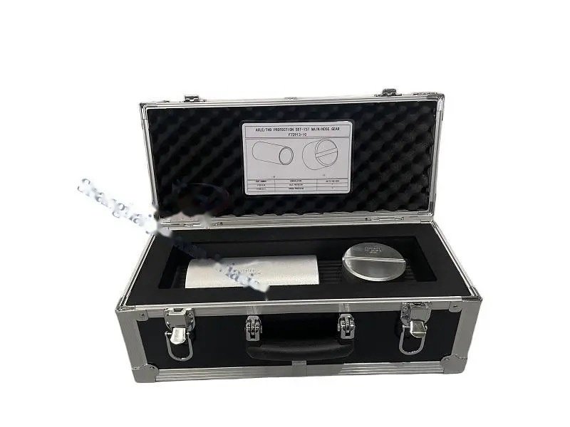Axle & thd protection set-737 main gear — P/N F72913-10 — image 1