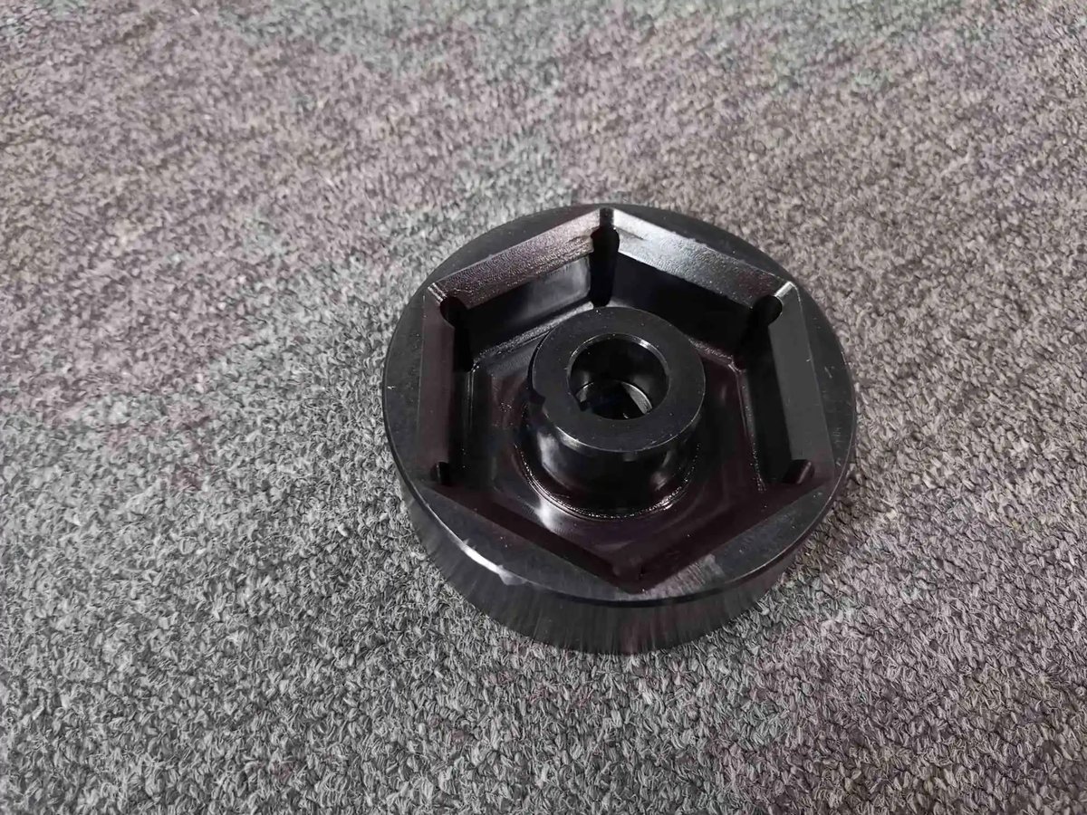 Nose landing gear socket usage — P/N F80168-1 — image 1