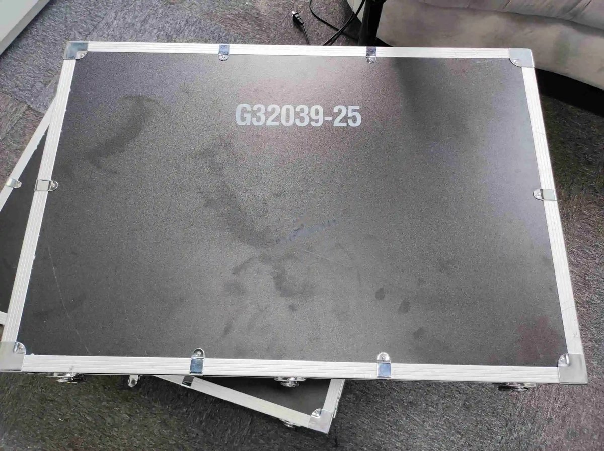 G32039-25 thumbnail 2