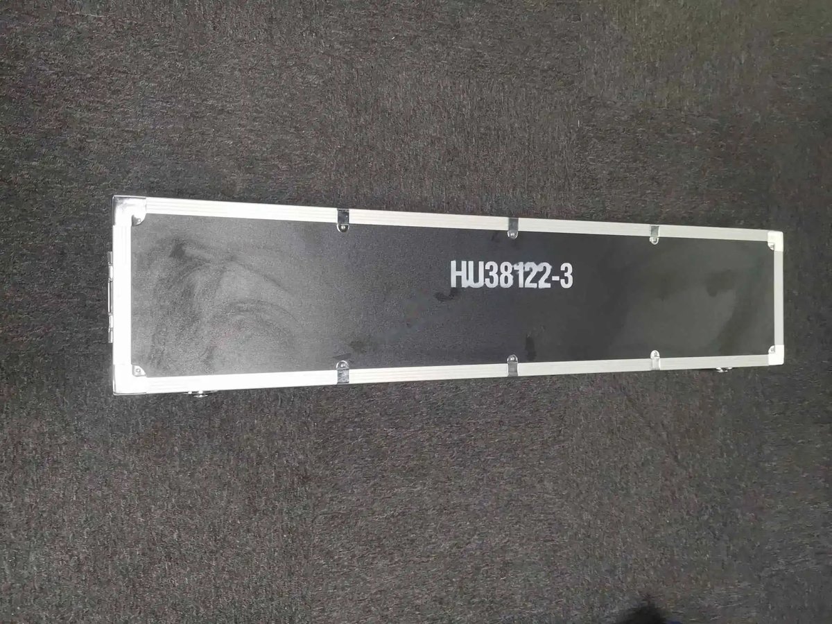 Ust je removed — P/N HU38122-3 — image 1