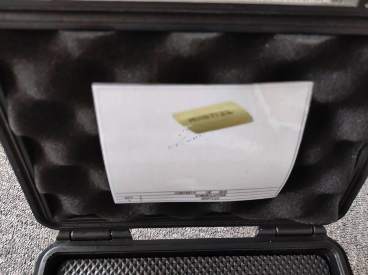 HU87122 thumbnail 3