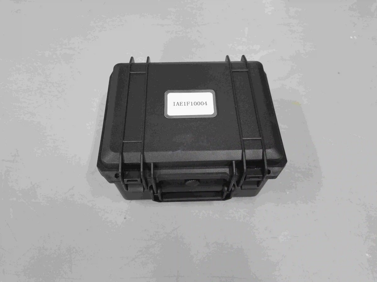 This tool is used to install the seal housing on the gear or the — P/N IAE1F10004 — image 1