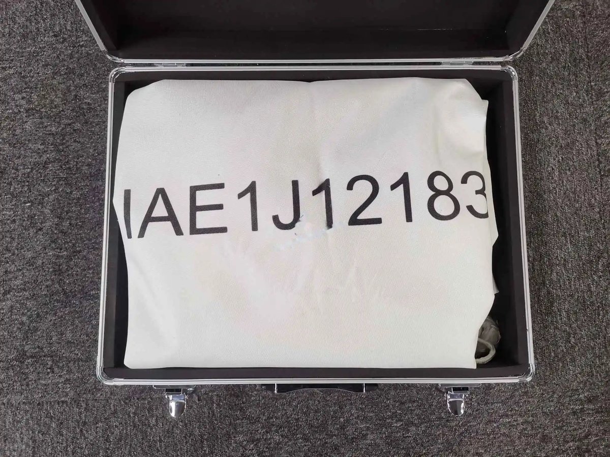 IAE1J12183 thumbnail 3