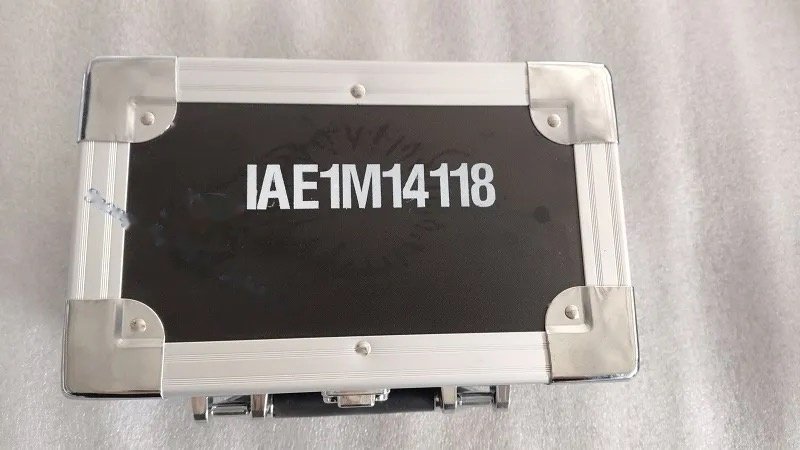 IAE1M14118 thumbnail 2