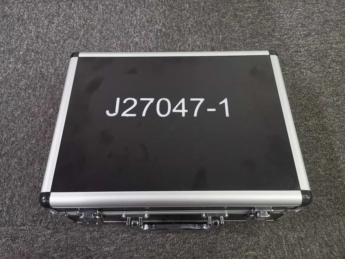 J27047-1 thumbnail 2