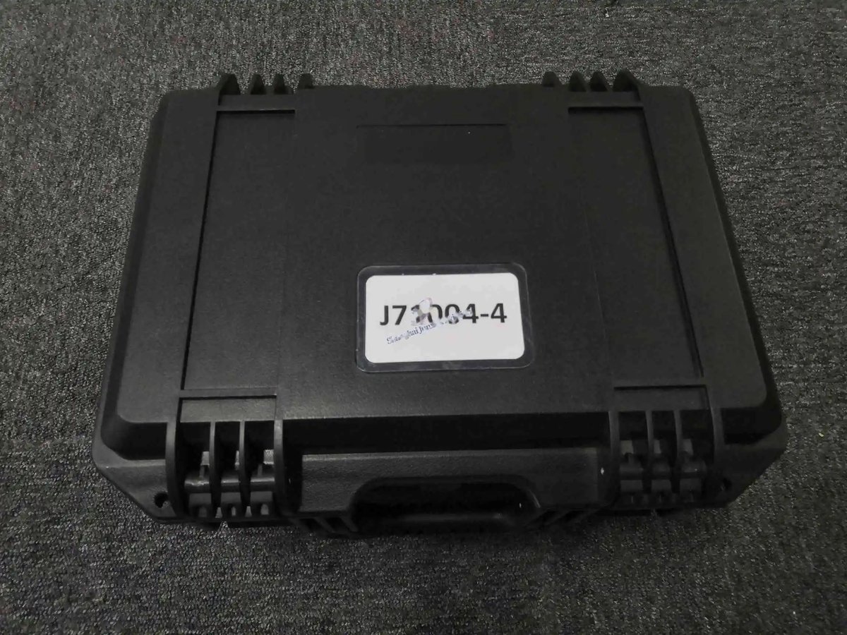 J71004-4 thumbnail 2