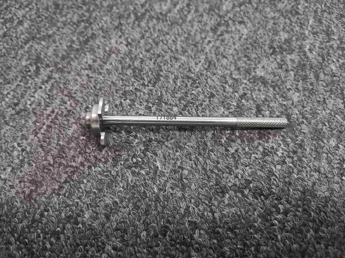Gauge-bayonet slot wear — P/N T71884 — image 1