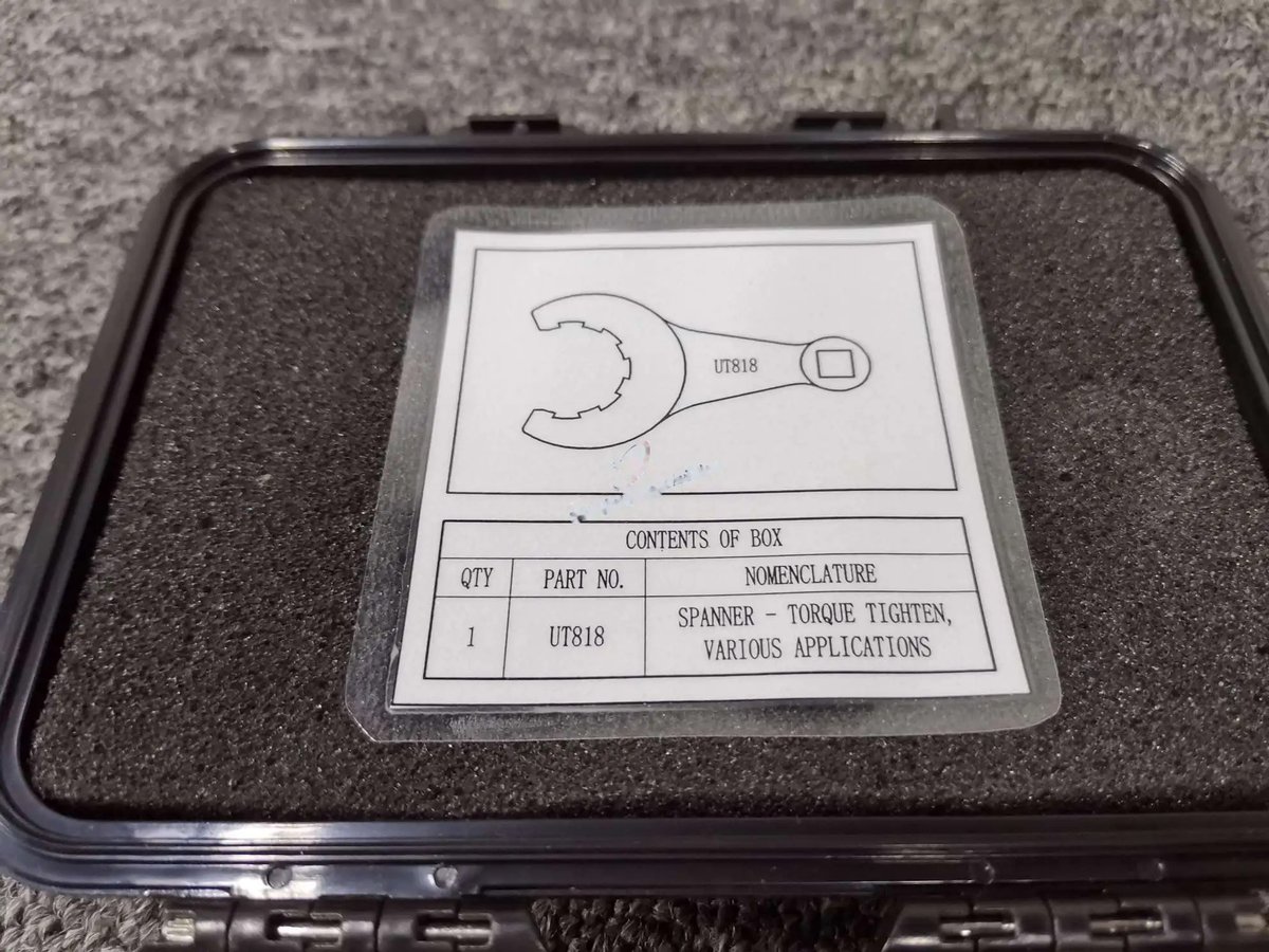 Spanner - torque tighten — P/N UT818 — image 1