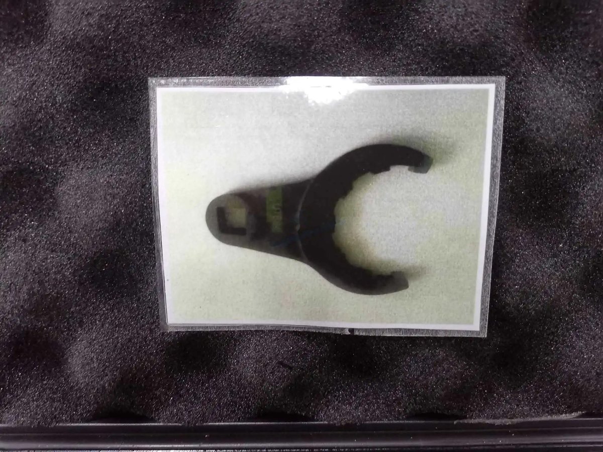 Wrench — P/N UT894 — image 1