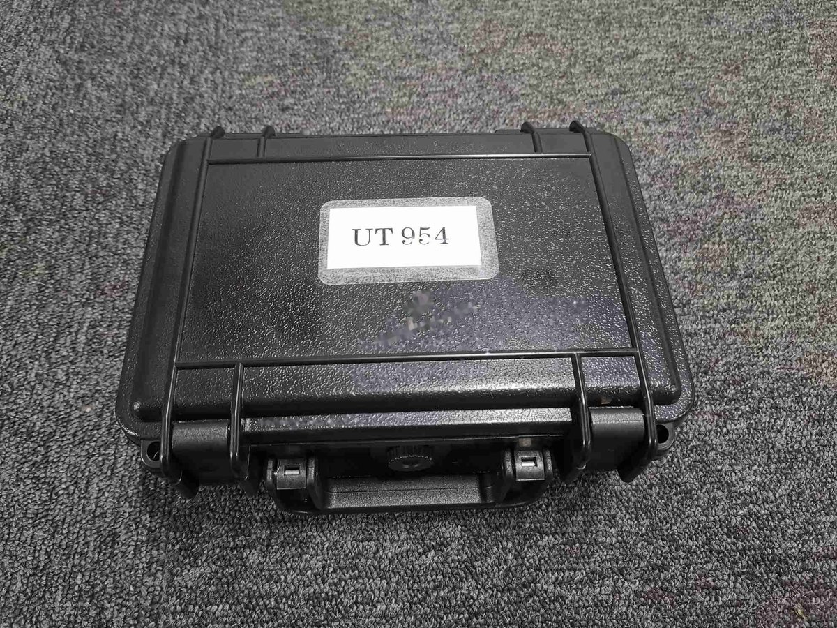Adapter — P/N UT954 — image 1